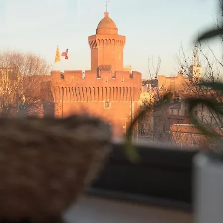 Jardin Des Anges - Castillet View - Wifi- Centre Apartment Perpignan